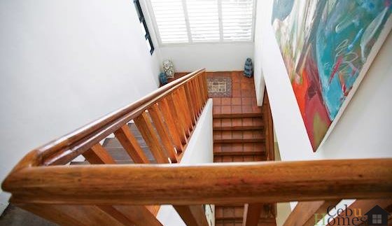 stairway-to-upstairs