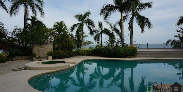Coralpoint Main Pool