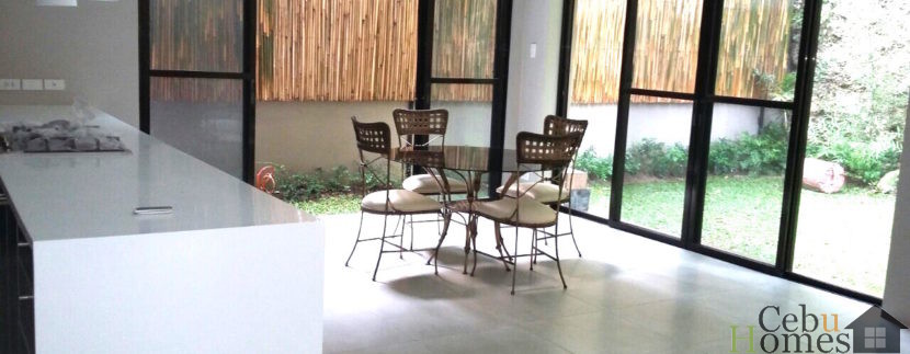 IMG-3abf2859e5554cfebf92caf2ecaa5b4c-V