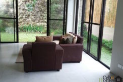 IMG-ca005cc8e3dc10293dd9d97280b4a4d5-V