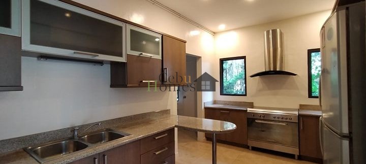 107725148_741261179961905_2151218802355161127_n