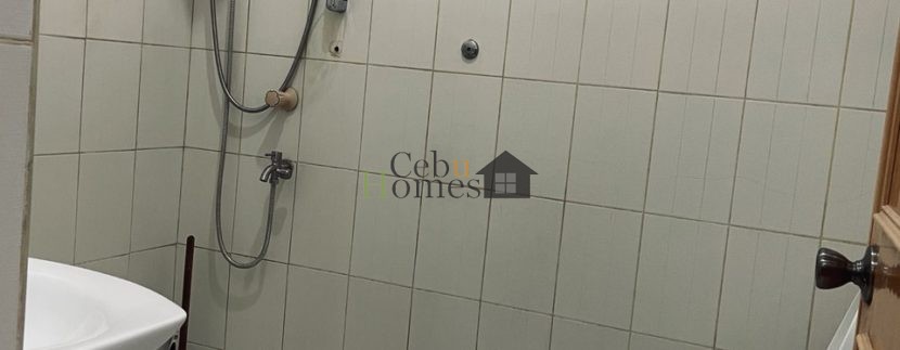 IMG-40c85195de2194eb698b27237c1fcfc0-V