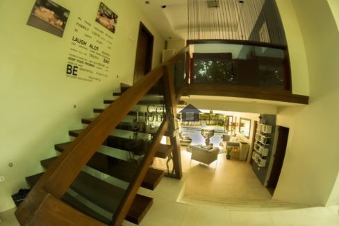 IMG-145332c0d2057c82634a6594cb86ca68-V