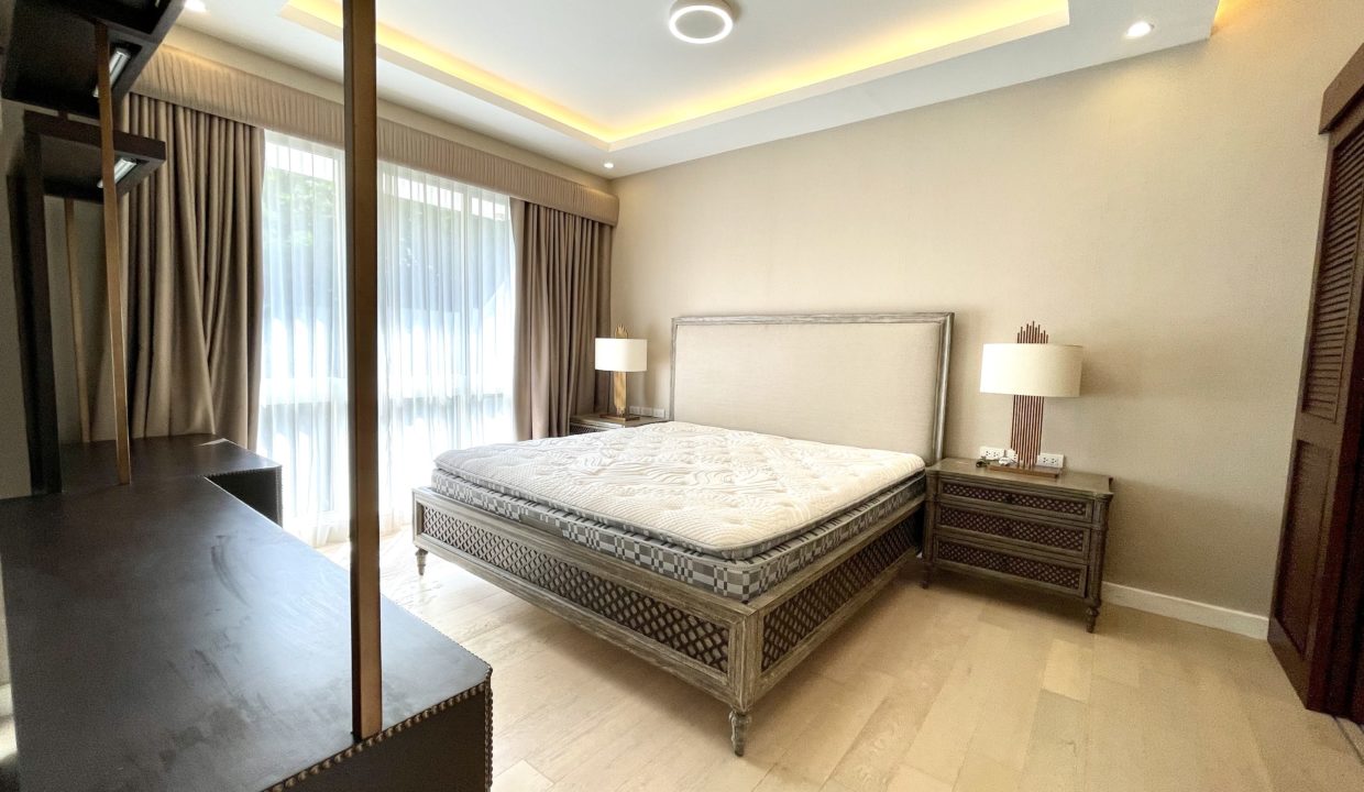 Master_bedroom1