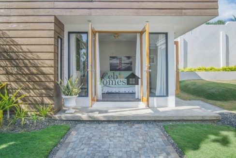 53110700_395956524303506_6572761793653899264_o