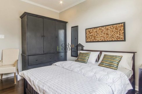 53423782_395956340970191_8751074008234983424_o